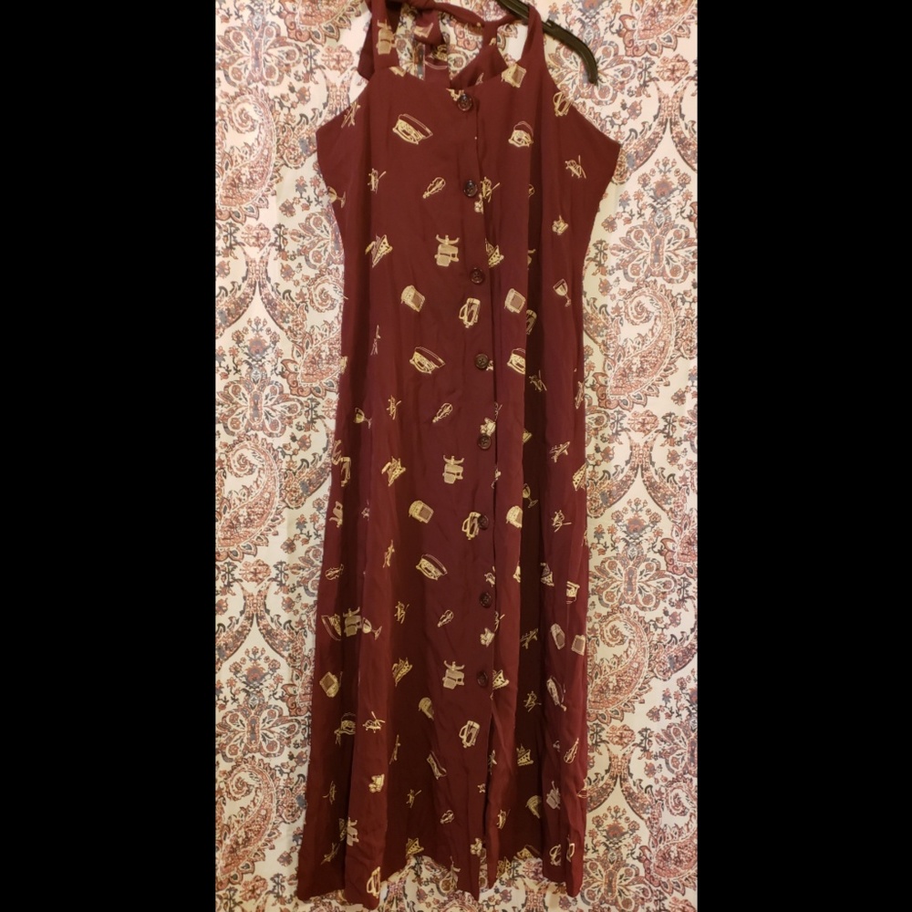 Vintage dress, button up back